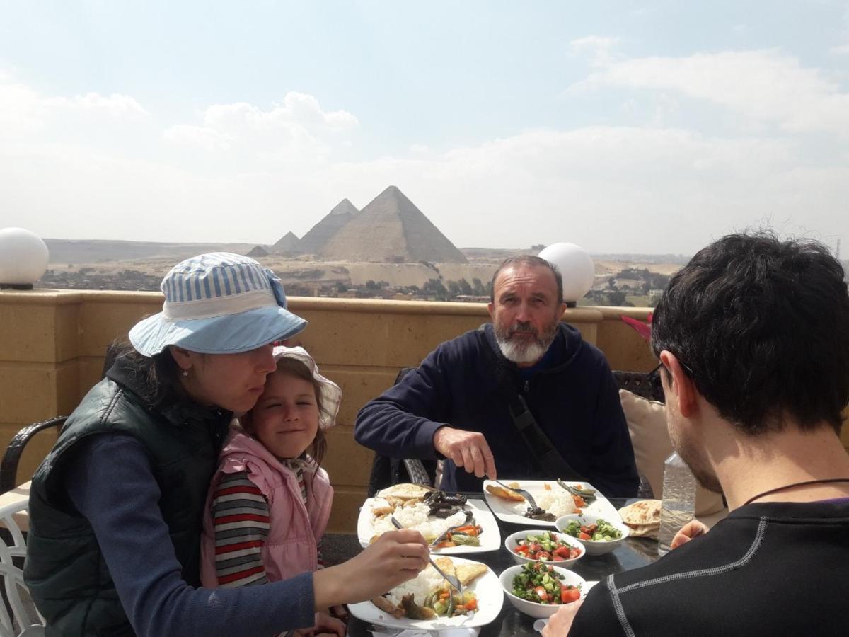 Gardenia Pyramids View - Rooftop Hostel *
