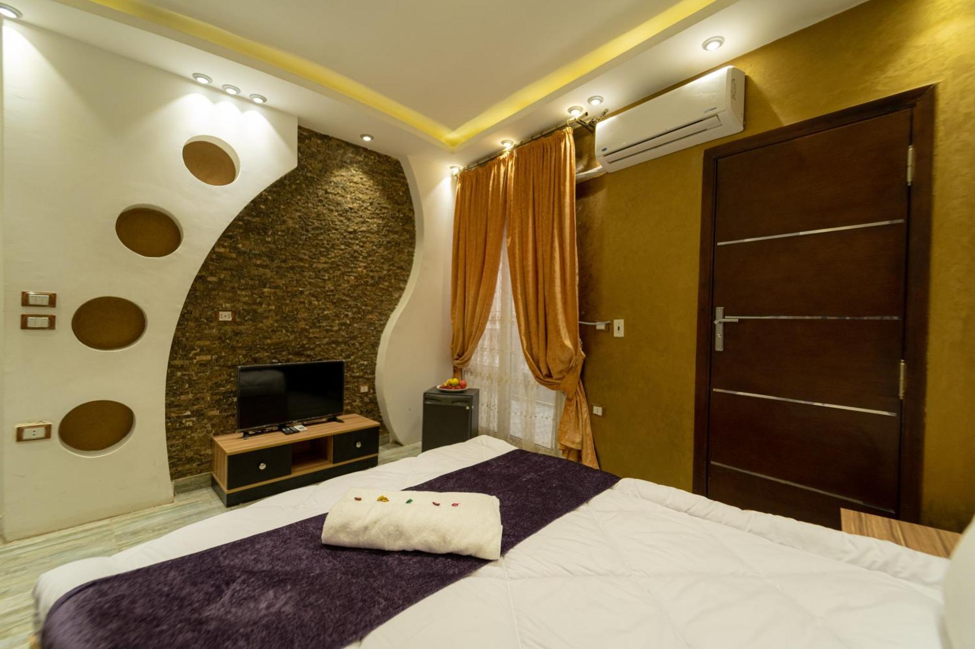 Gardenia Pyramids View Хостел
